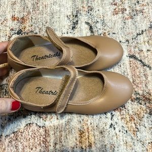 Toddler tap shoes size 9